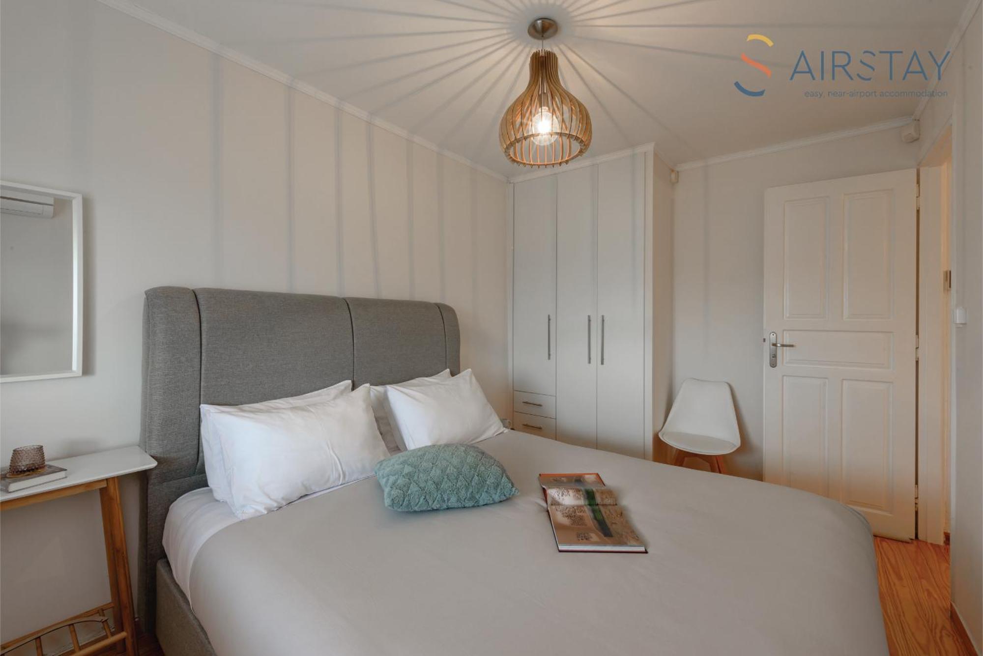 Ryze Apartments Airport By Airstay Artemida  Zewnętrze zdjęcie